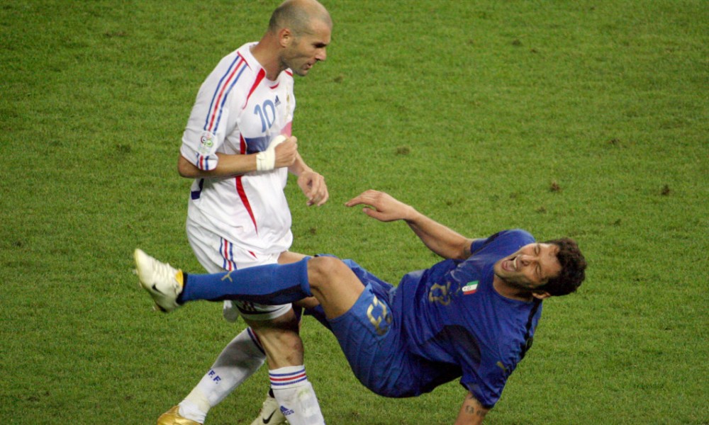 Dezvăluire după 15 ani! Ce le-a zis Zidane colegilor săi, în vestiar, după ce l-a lovit pe Materazzi